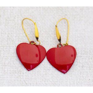 Vintage Red Heart Gold Tone Dainty Dangle Earrings - M1